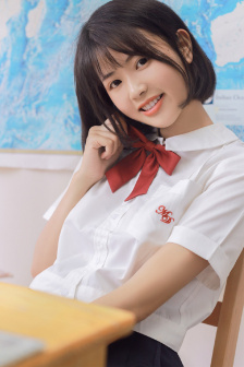 坐公交车最后一排轻一点